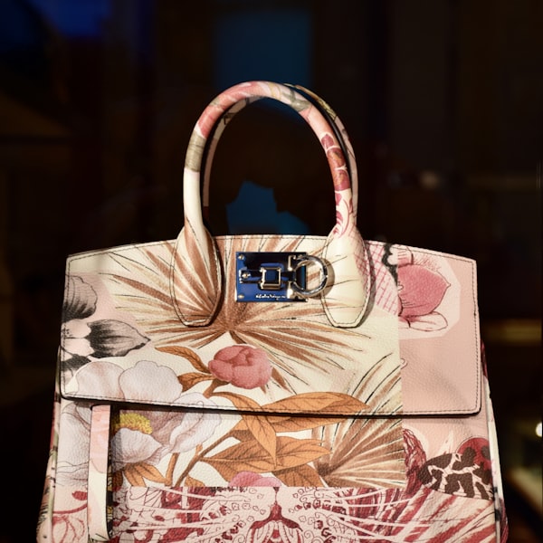 Classic Leather Tote